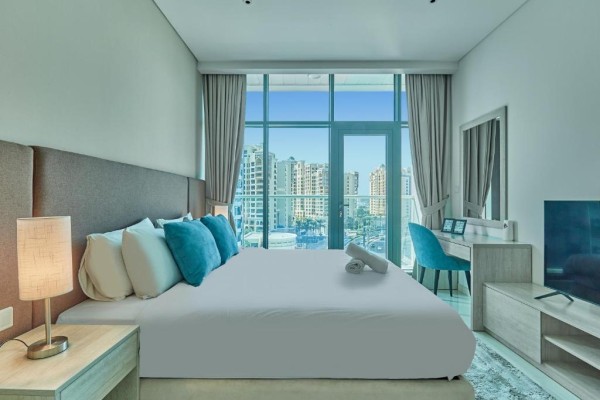 Brand New 1 Bedroom Apartment In First Class Location